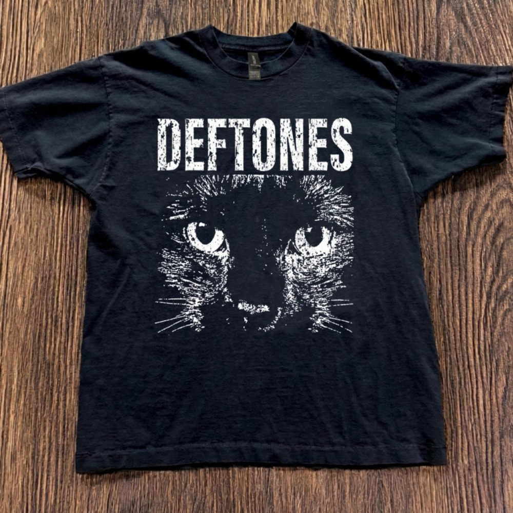 Deftones Black T-shirt With White Cat Graphic
